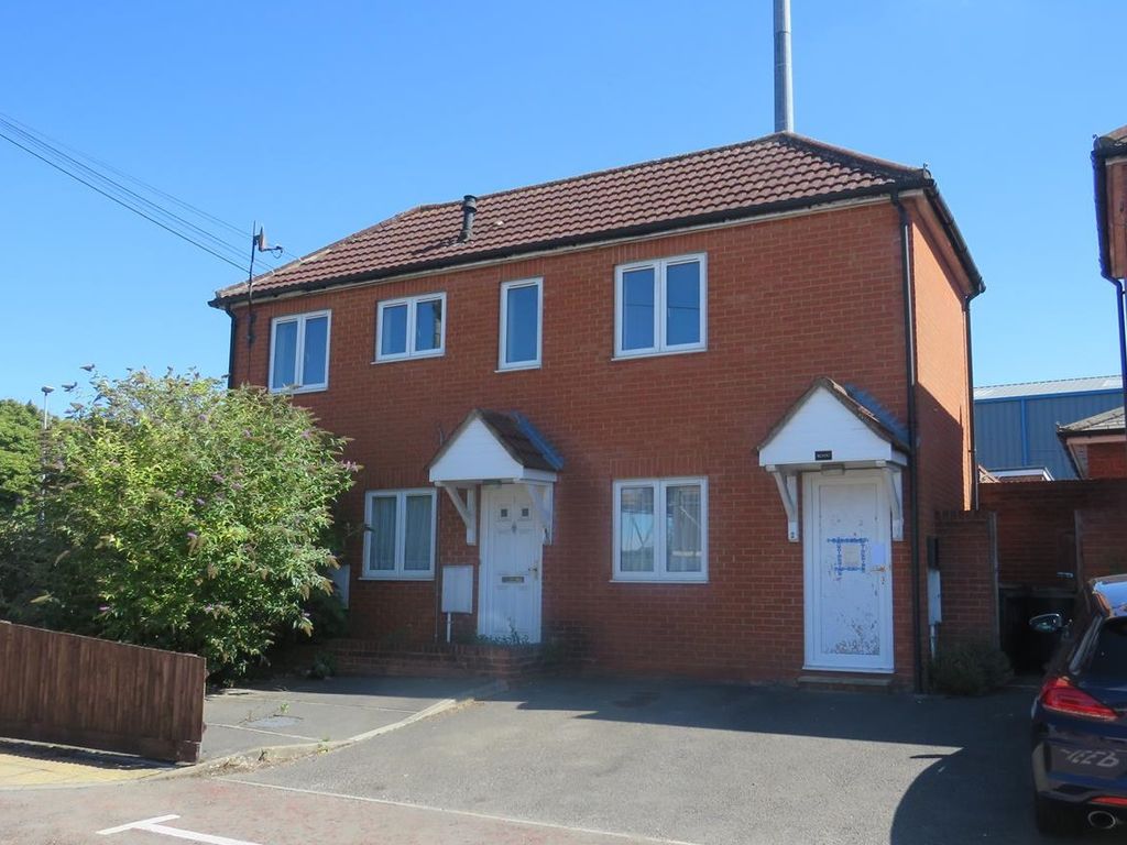 1 bed flat for sale in Drummer Lane, Tidworth SP9, £75,000 Zoopla