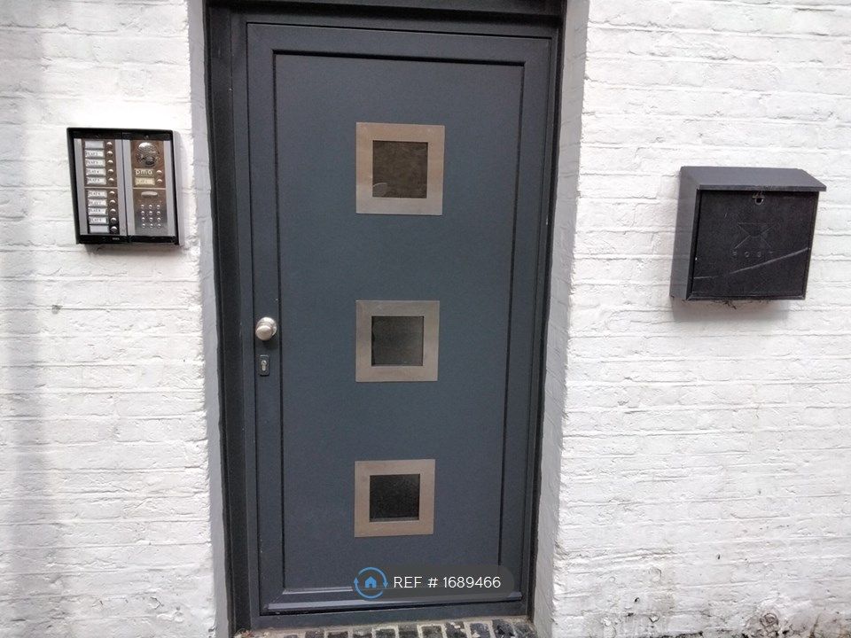 Studio to rent in Holywell House, London E11 Zoopla