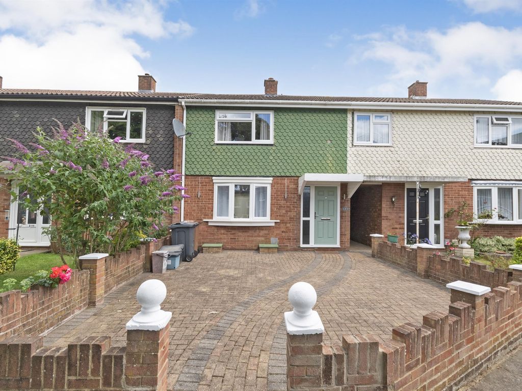 2 bed terraced house for sale in Raleigh Crescent, Stevenage SG2 Zoopla
