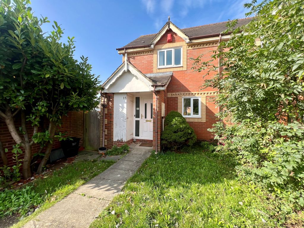 2 bed semidetached house for sale in bington Road, Pewsham