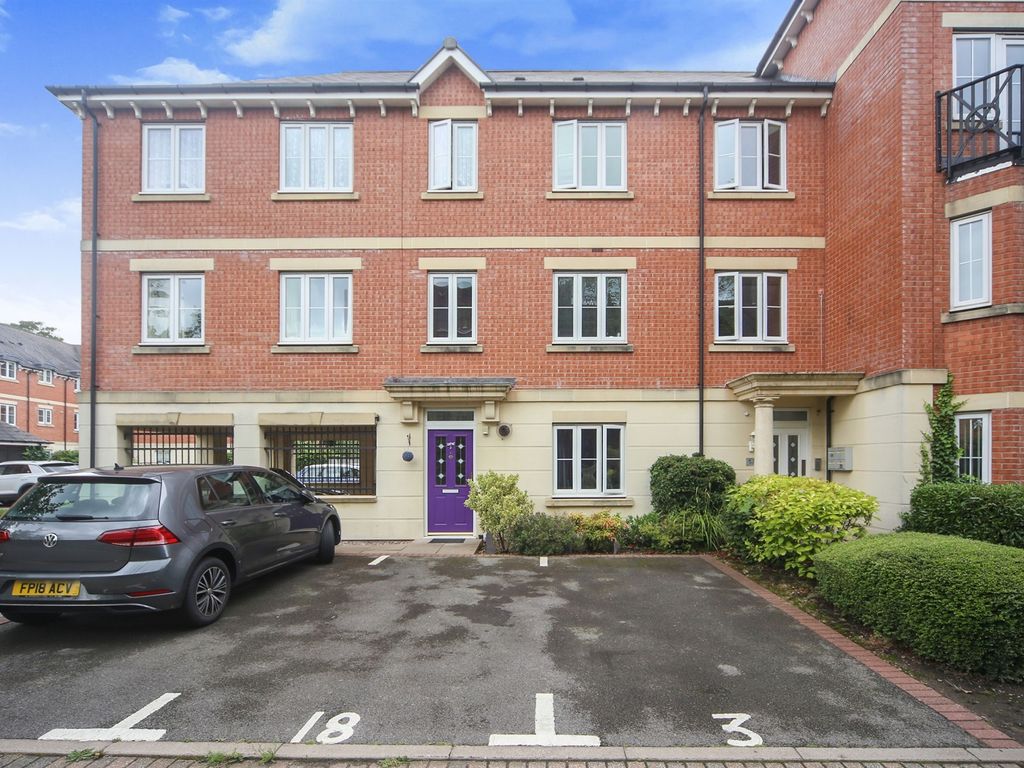 1 bed flat for sale in Collingtree Court, Solihull B92 Zoopla
