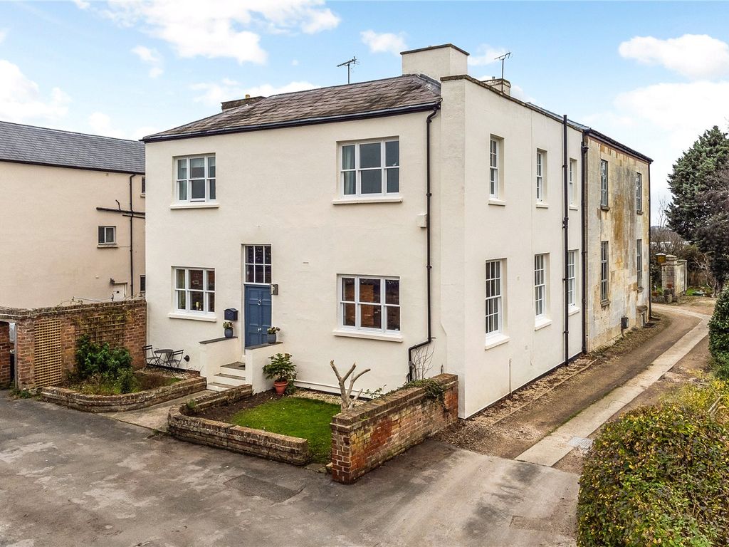 4 bed semidetached house for sale in Hempsted Lane, Gloucester