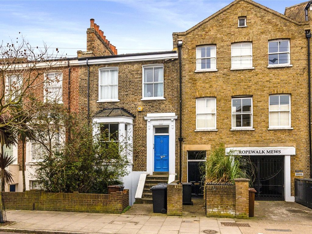 1 bed flat to rent in Middleton Road, London E8, £1,800 pcm Zoopla