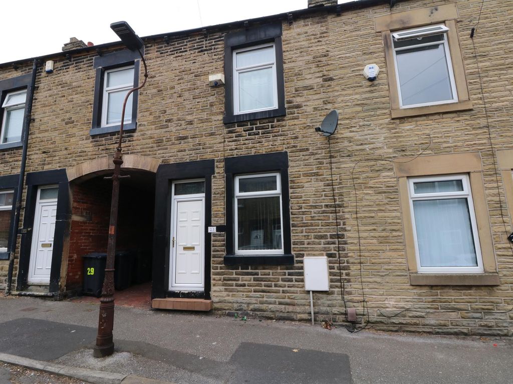 2 bed terraced house to rent in Blenheim Avenue, Barnsley S70, £595 pcm