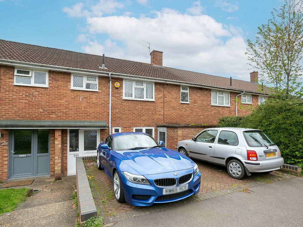4 bed terraced house for sale in Barnfield, Hemel Hempstead
