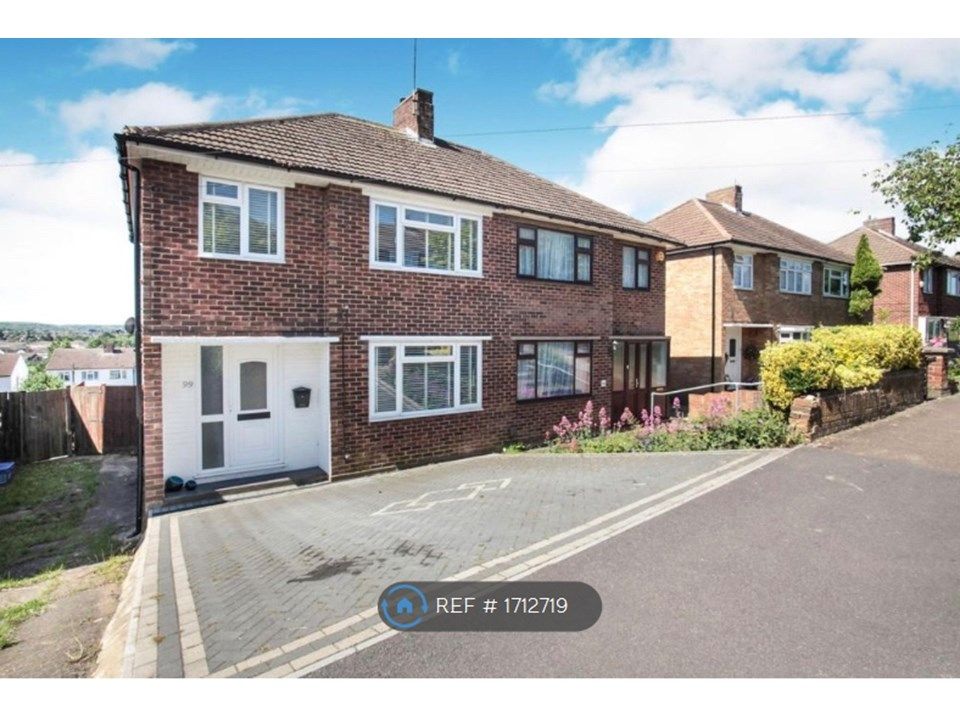 3 bed semidetached house to rent in Grampian Way, Luton LU3 Zoopla