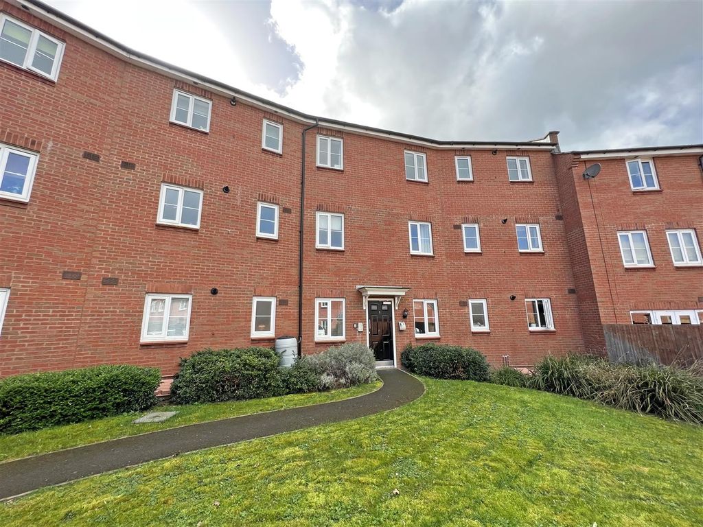 2 bed flat for sale in Bledisloe Way, Tuffley, Gloucester GL4 Zoopla