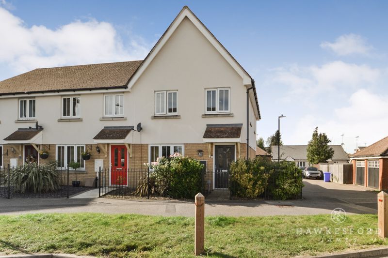 2 bed end terrace house for sale in Bluebell Drive, Sittingbourne ME10
