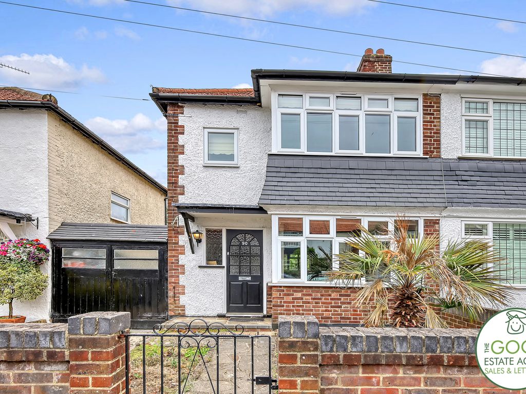 2 bed end terrace house for sale in Avondale Drive, Loughton IG10 Zoopla