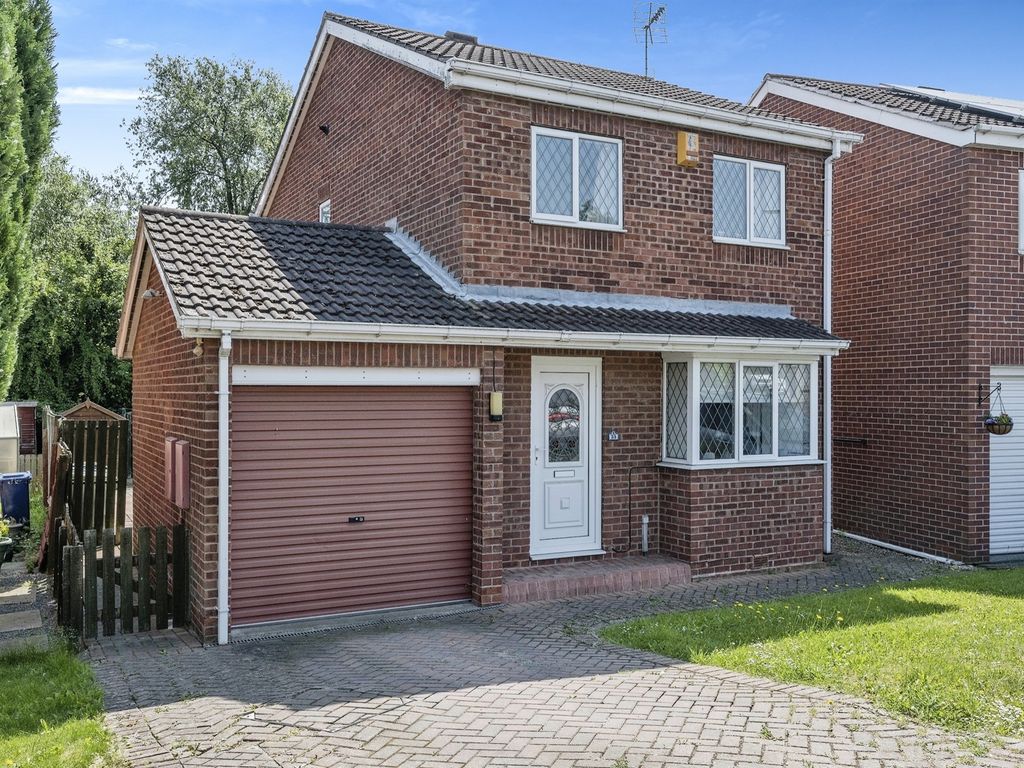 3 bed detached house for sale in Billingley Drive, Thurnscoe, Rotherham S63, £160,000 Zoopla