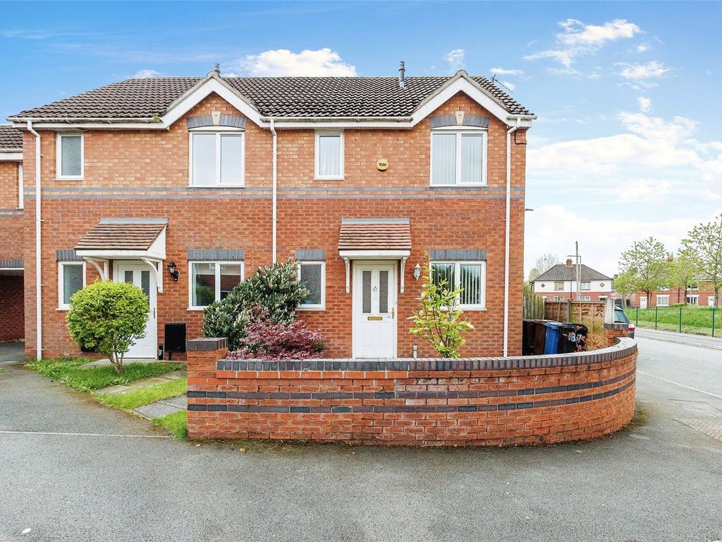 3 bed semidetached house for sale in Rostherne Road, Stockport