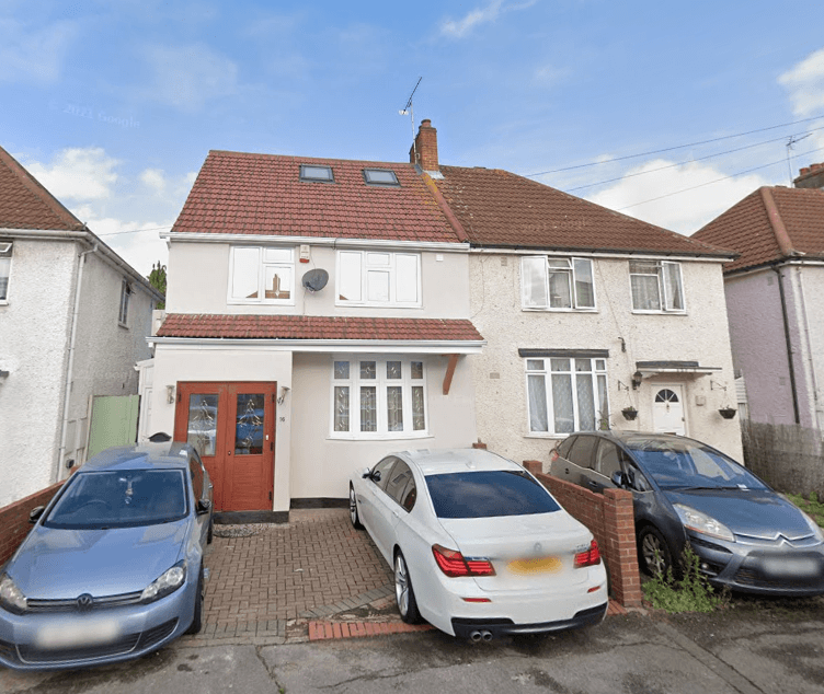 5 bed semidetached house for sale in York Avenue, Hayes UB3, £585,000