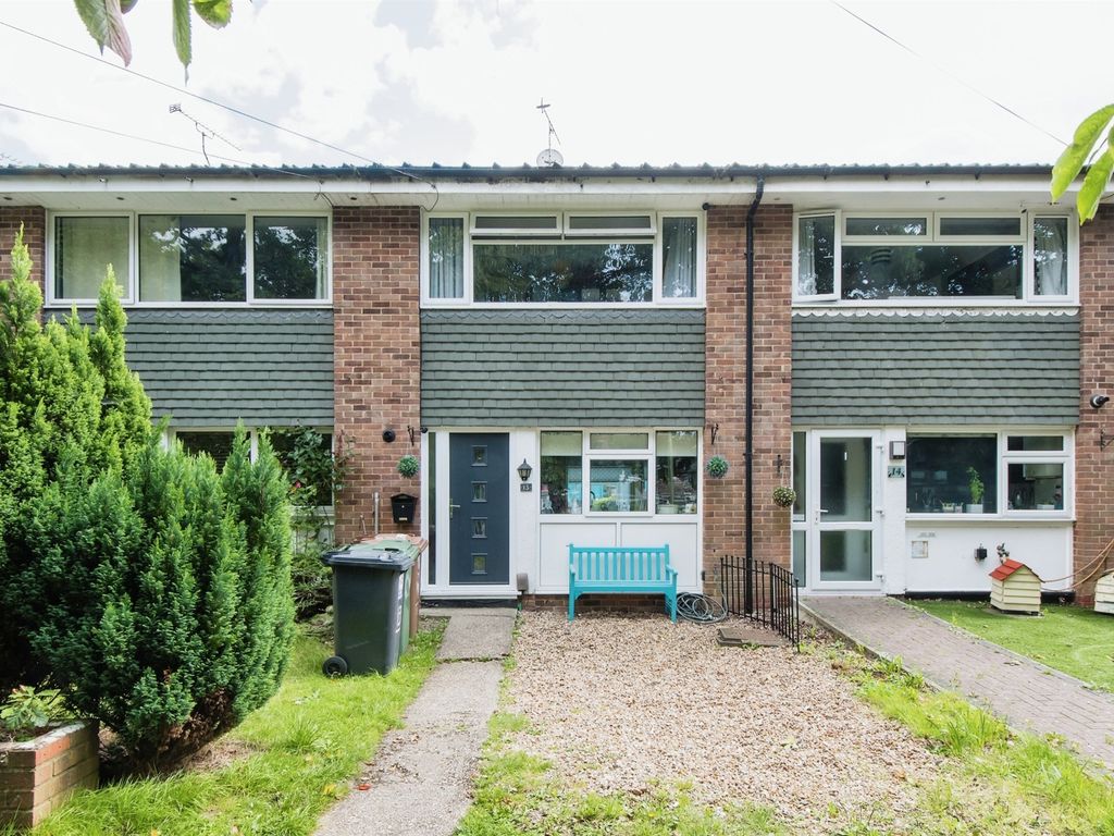 3 bed terraced house for sale in Overbrook Way, North Baddesley