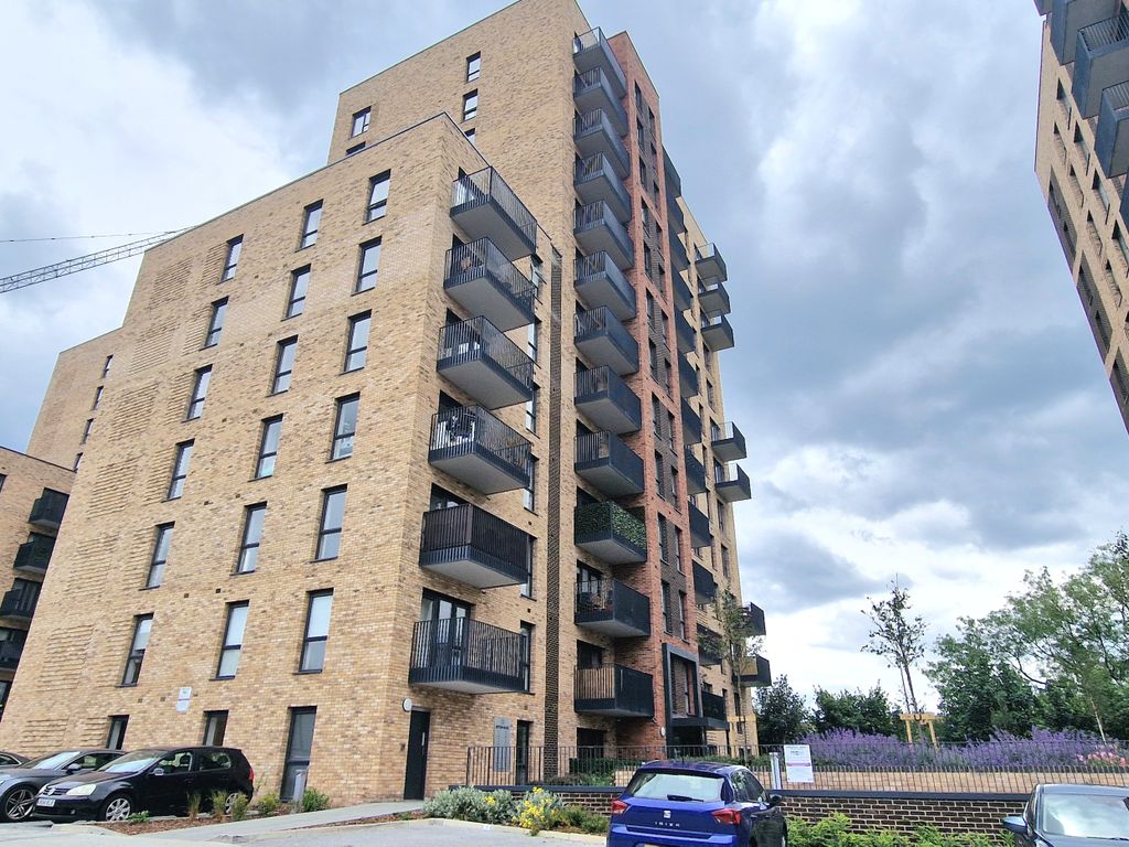 1 bed flat to rent in Sydney Road, Watford WD18, £1,400 pcm Zoopla