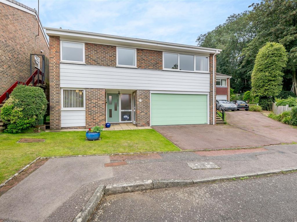3 bed detached house for sale in Erith Close, Penenden Heath, Maidstone