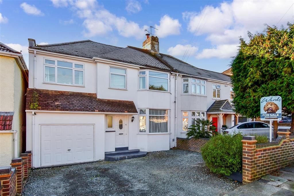 4 bed semidetached house for sale in Leysdown Avenue, Bexleyheath