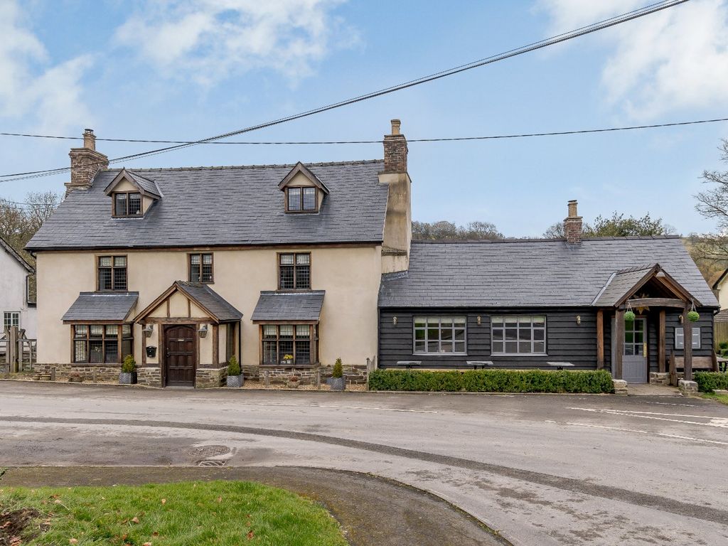 4 bed detached house for sale in Bleddfa, TrefYClawdd, Bleddfa