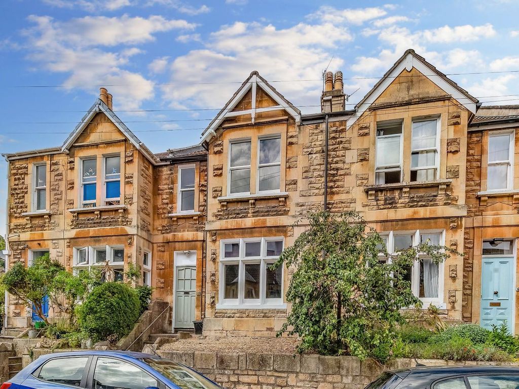 5 bed terraced house to rent in Kensington Gardens, Bath BA1, £3,000