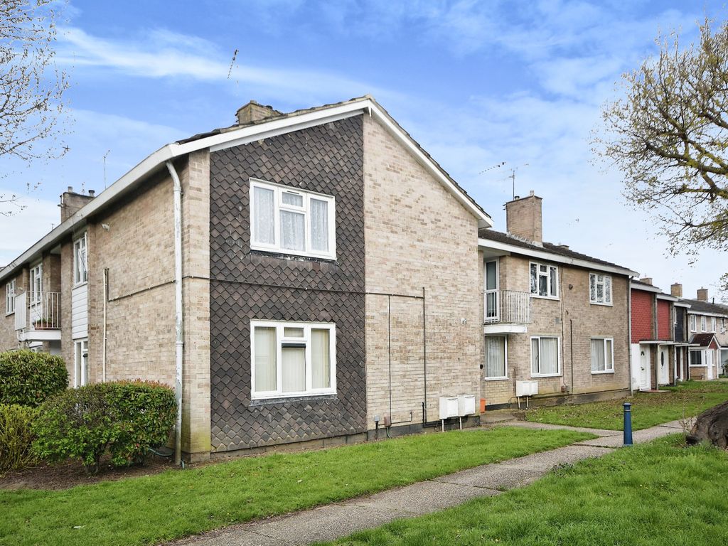 2 bed flat for sale in Butneys, Basildon, Essex SS14 Zoopla
