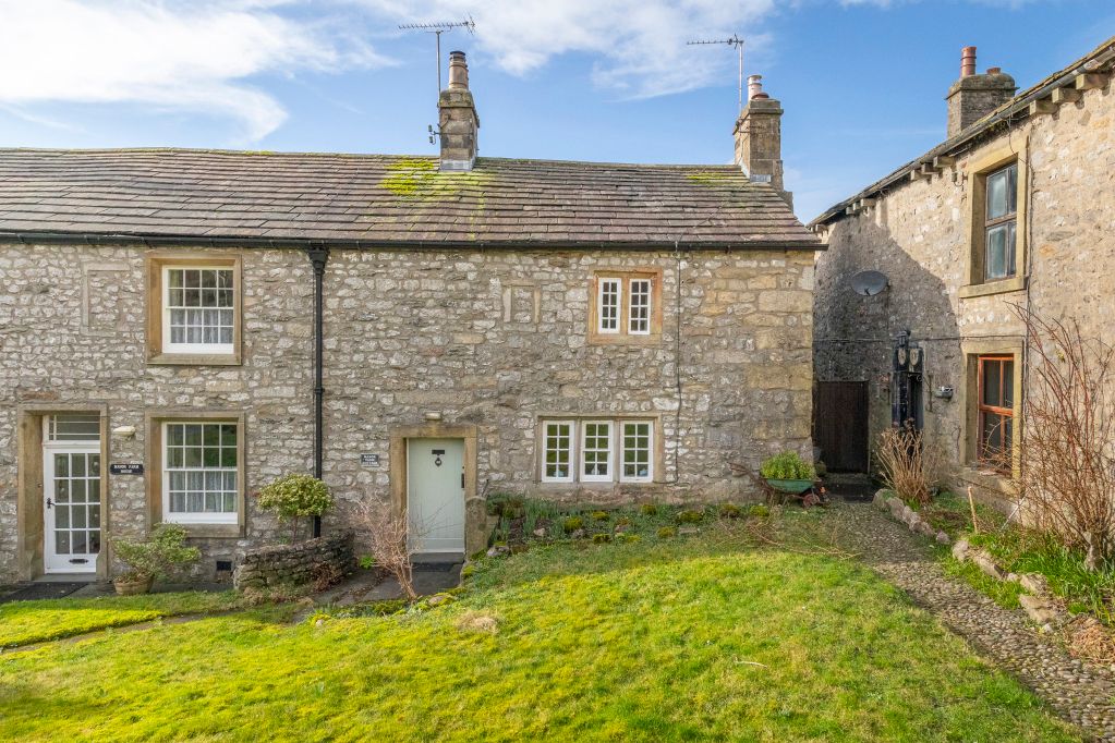 2 bed semidetached house for sale in Manor Farm Cottage, Langcliffe