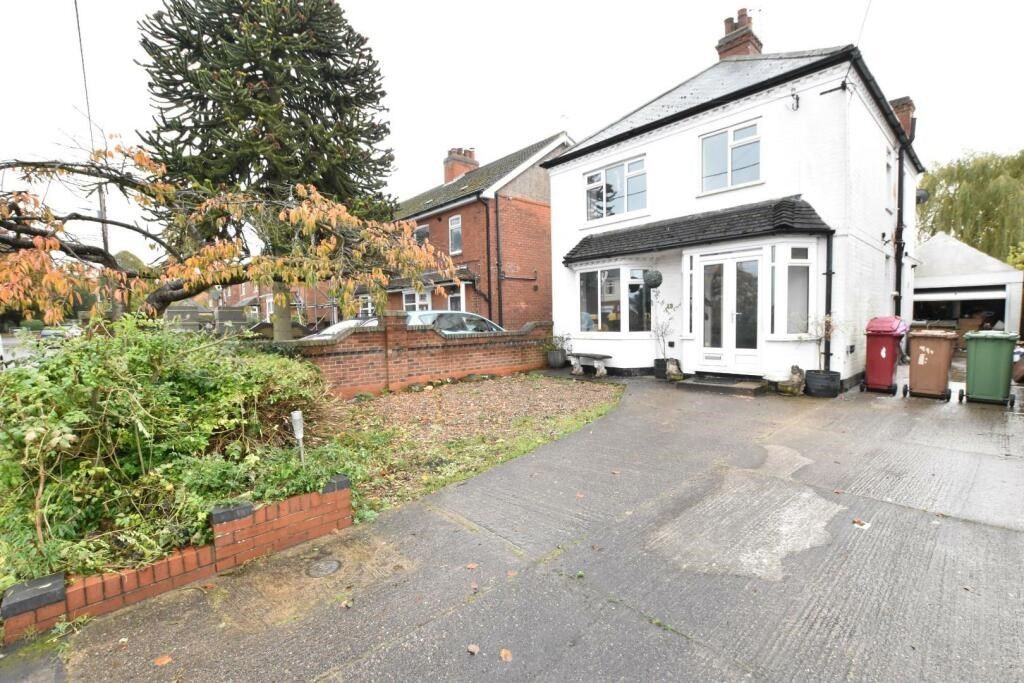3 bed detached house for sale in Flixborough Road, BurtonUponStather