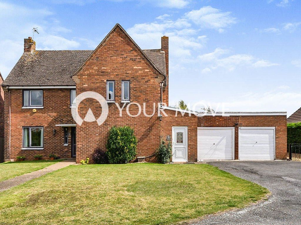 4 bed detached house for sale in Canberra Crescent, Hemswell