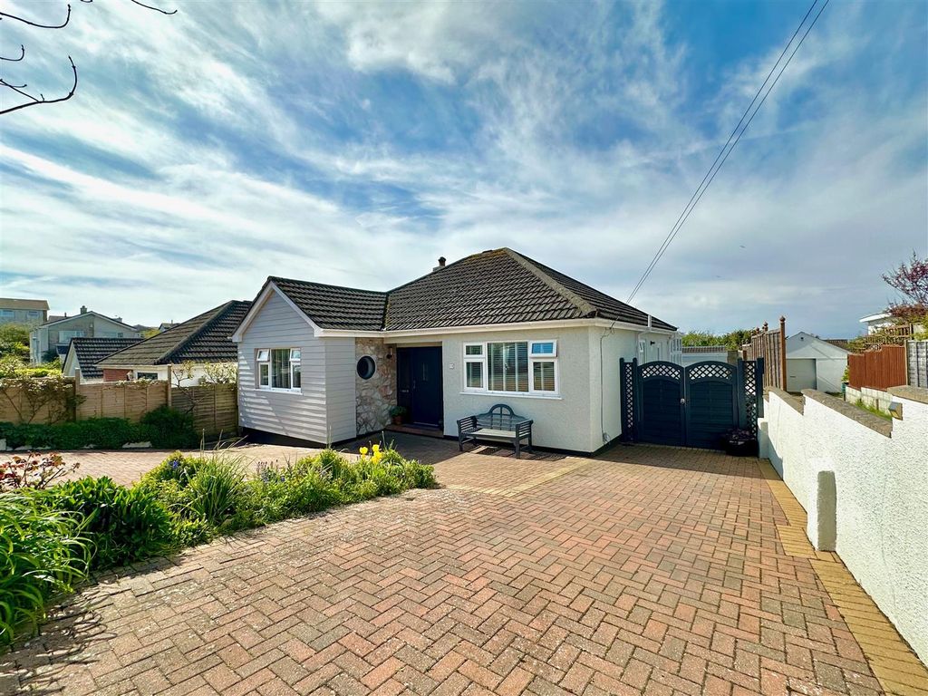 4 bed detached bungalow for sale in Sea View Drive, Wembury, Plymouth