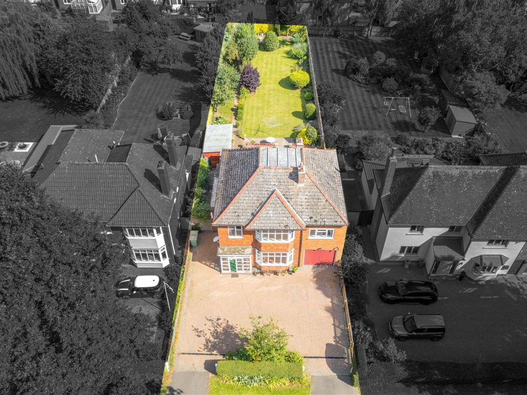 4 bed detached house for sale in Barrowby Road, Grantham NG31 Zoopla