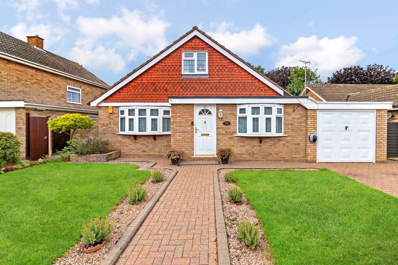 4 bed detached house for sale in Felstead Way, Luton LU2 Zoopla