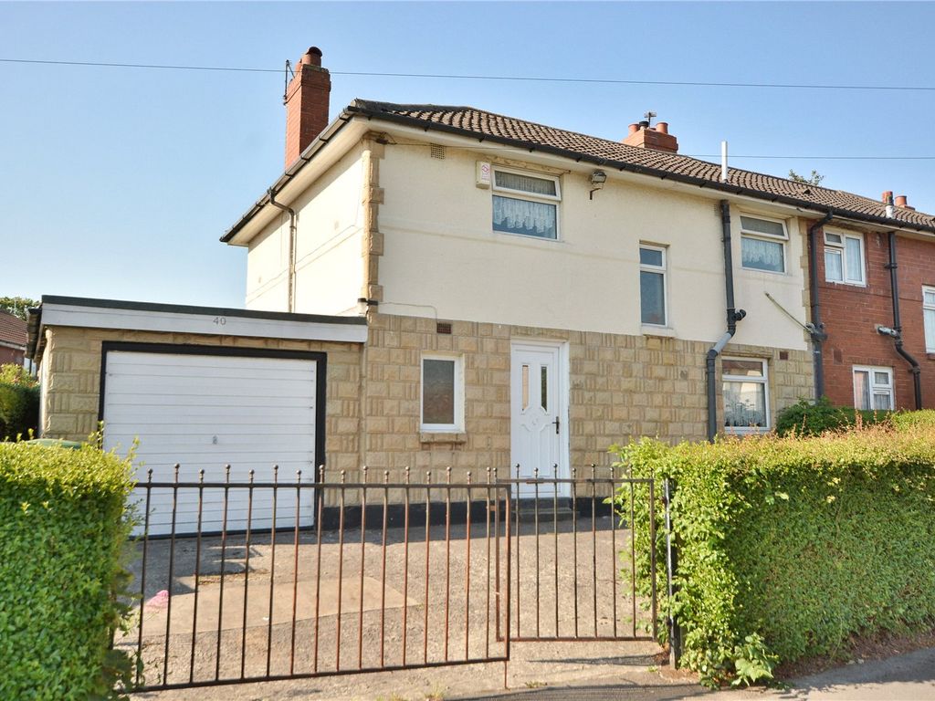 3 bed semidetached house for sale in Hollin Park Terrace, Gipton
