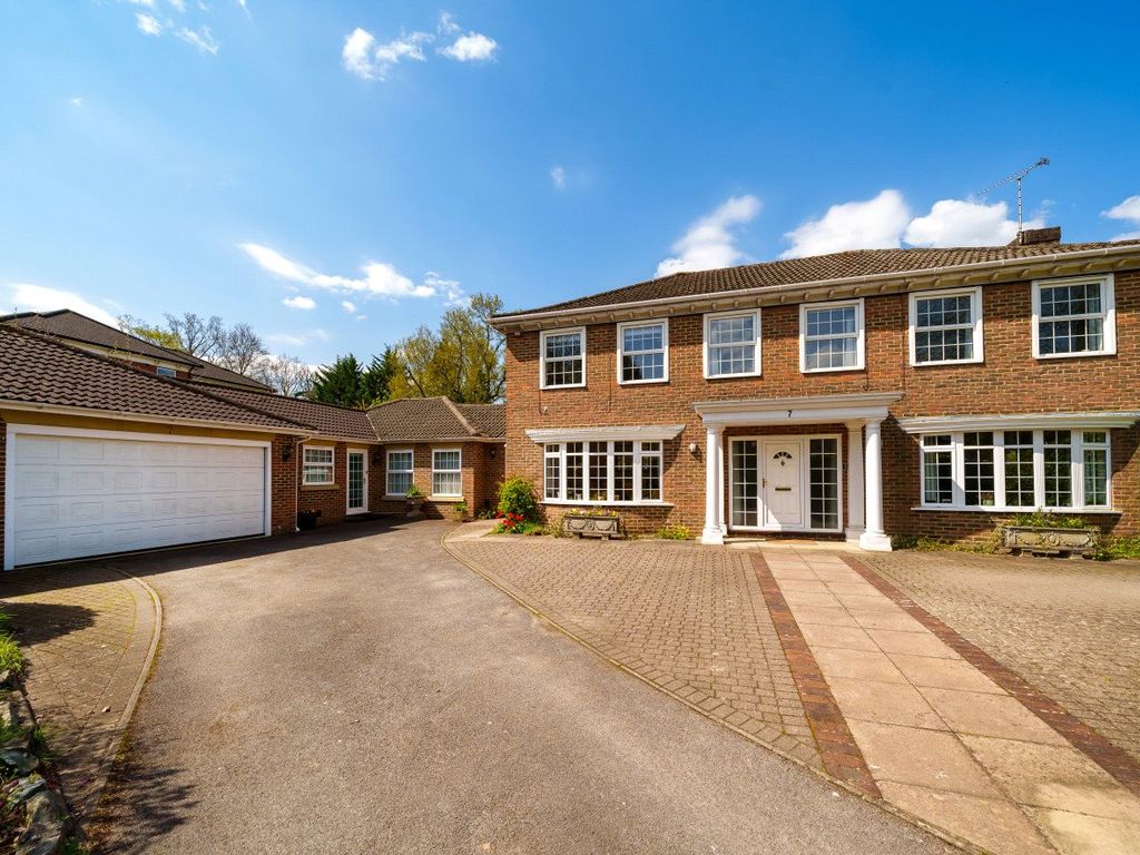 6 bed detached house for sale in Saddlewood, Camberley, Surrey GU15
