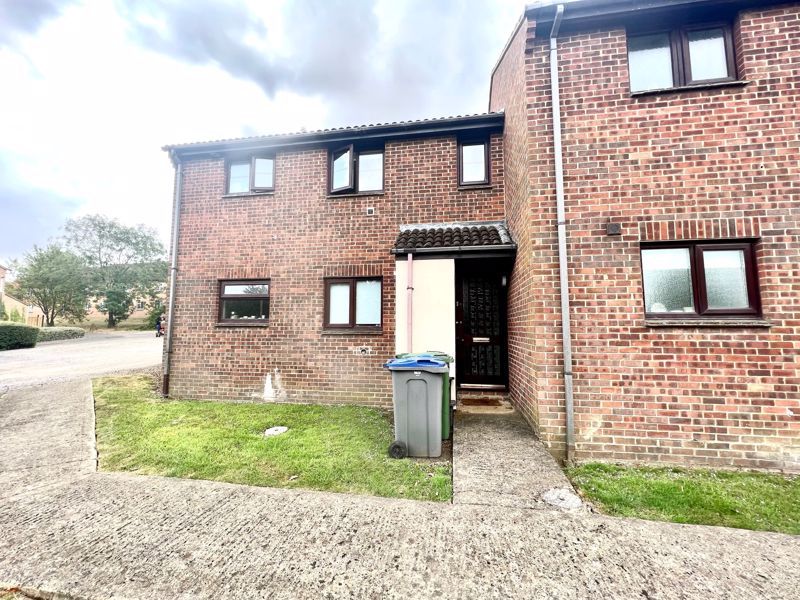 1 bed flat to rent in Highgrove Close, Calne SN11 Zoopla