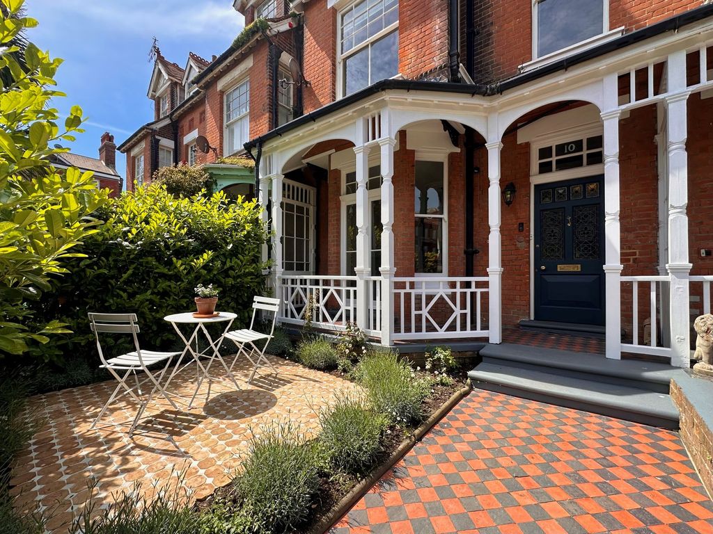 4 bed terraced house for sale in Westbrook Gardens, Margate CT9, £