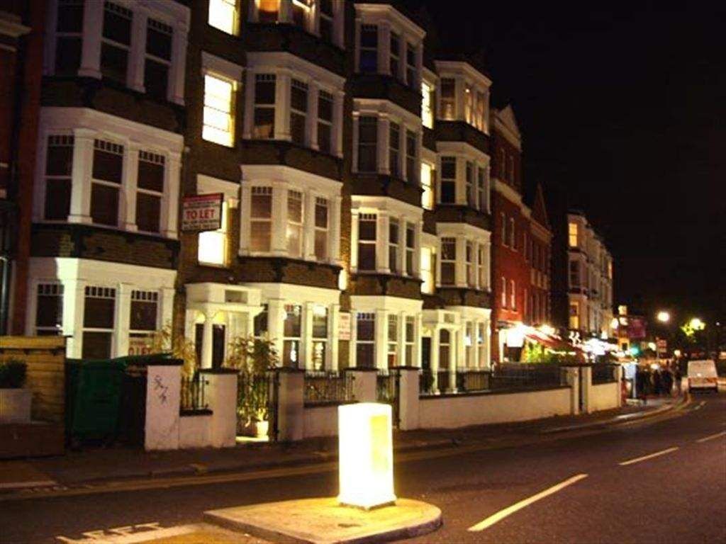 Studio to rent in Inglewood Mansions, West End Lane, West Hampstead NW6