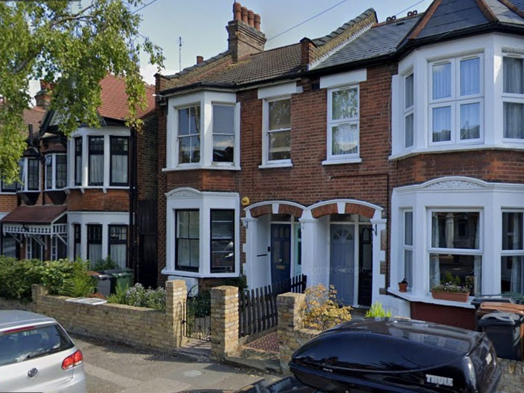 3 bed flat for sale in Howard Road, London E17 Zoopla