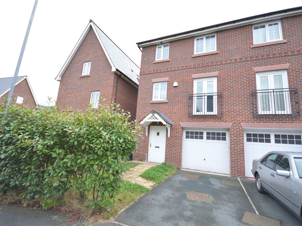 2 bed town house for sale in School Drive, Lymm WA13 Zoopla
