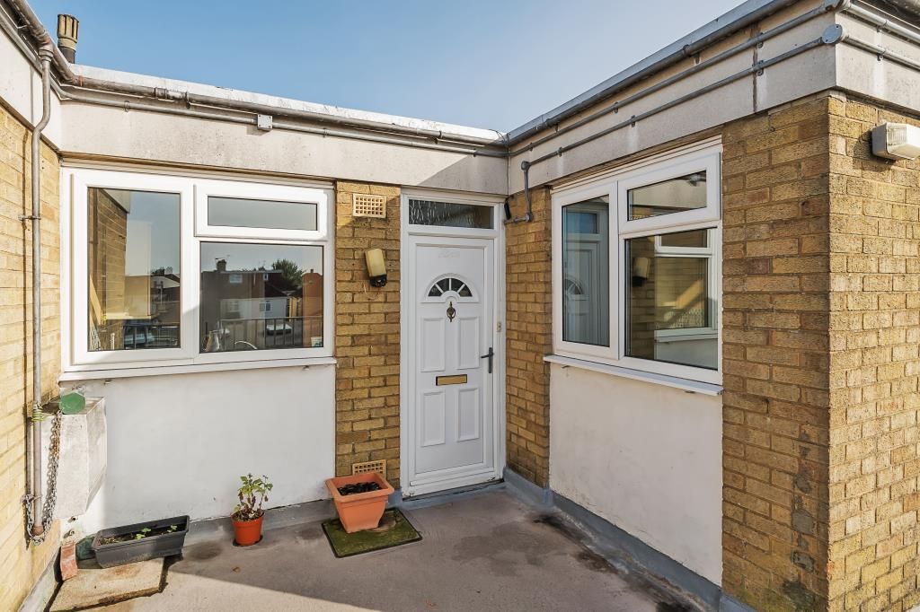 2 bed flat for sale in Cowley, East Oxford OX4, £225,000 Zoopla