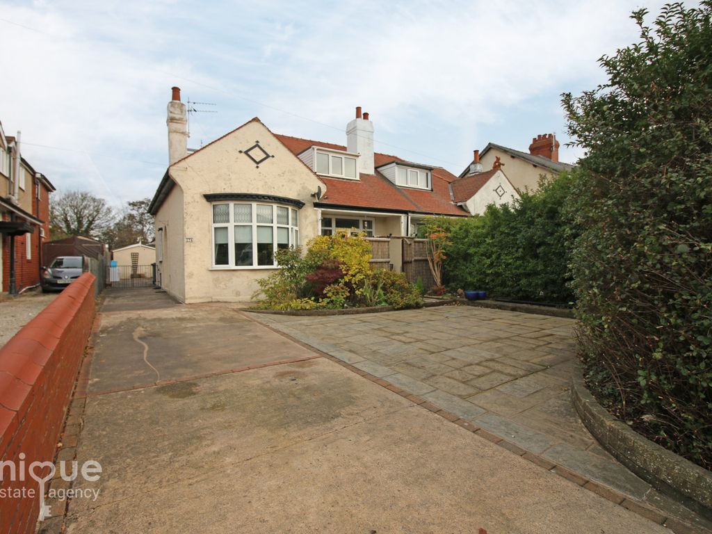 4 bed bungalow for sale in Bispham Road, Blackpool FY2, £217,500 Zoopla