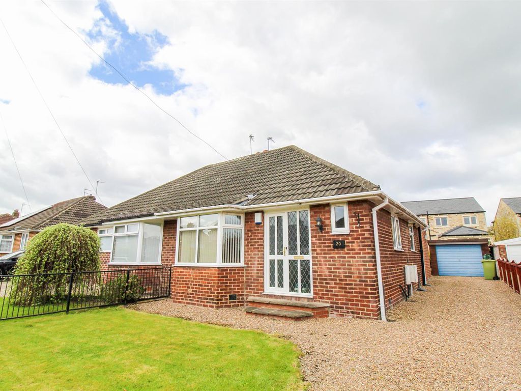 2 bed semidetached bungalow for sale in Ledgard Drive, Durkar