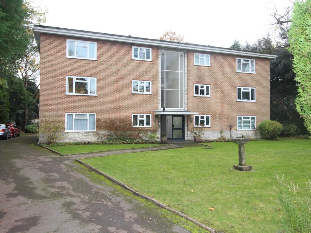 1 bed flat for sale in Brownlow Court, Marlborough Road, Bournemouth