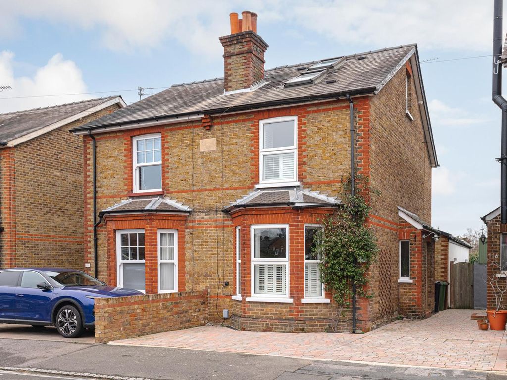 3 bed semidetached house for sale in Miles Road, Epsom KT19, £675,000
