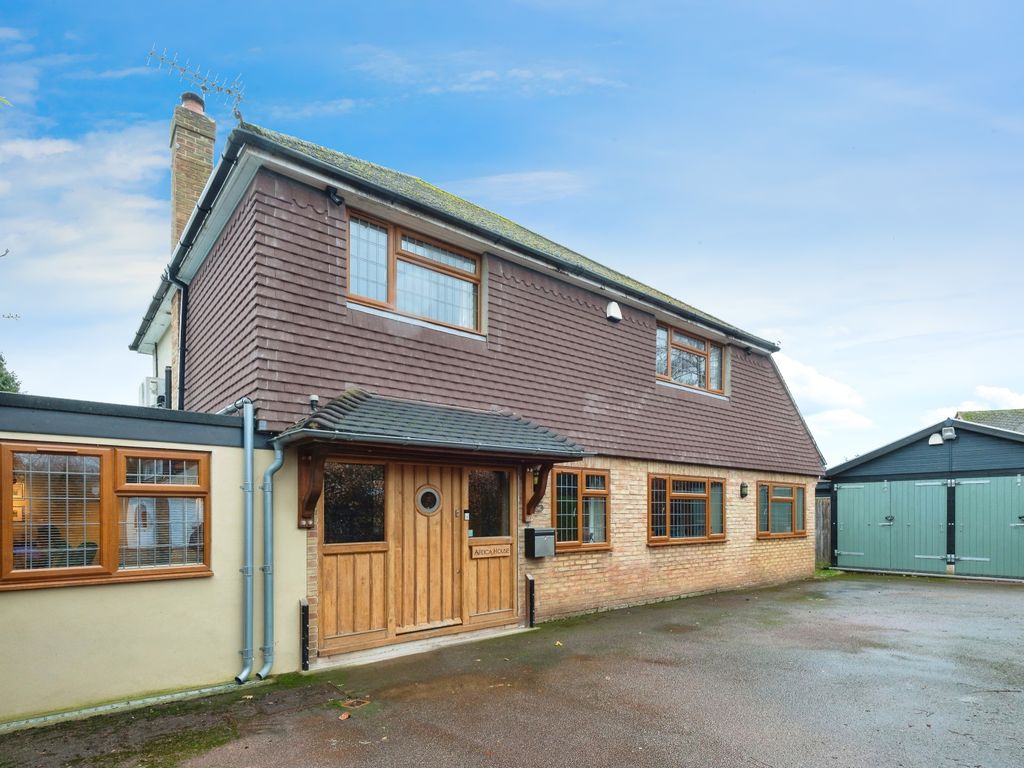 4 bed detached house for sale in Cannon Way, Fetcham, Leatherhead