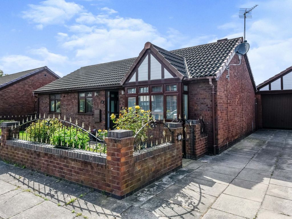 3 bed detached bungalow for sale in Lydiate Park, Liverpool L23 Zoopla