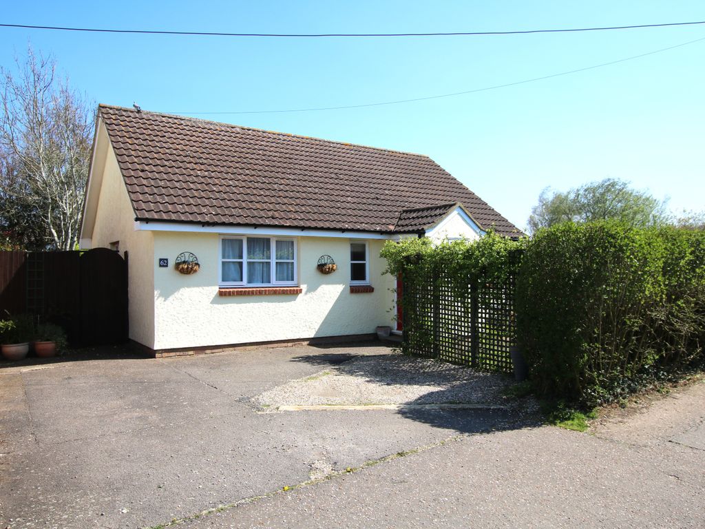 2 bed detached bungalow for sale in Newton Green, Dunmow CM6 Zoopla