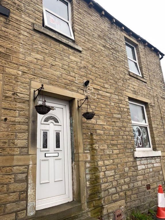 3 bed property to rent in Halifax Road, Huddersfield HD3 Zoopla