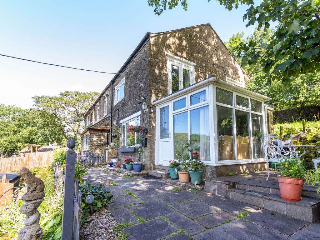 2 bed cottage for sale in Huddersfield Road, Denshaw, Saddleworth OL3