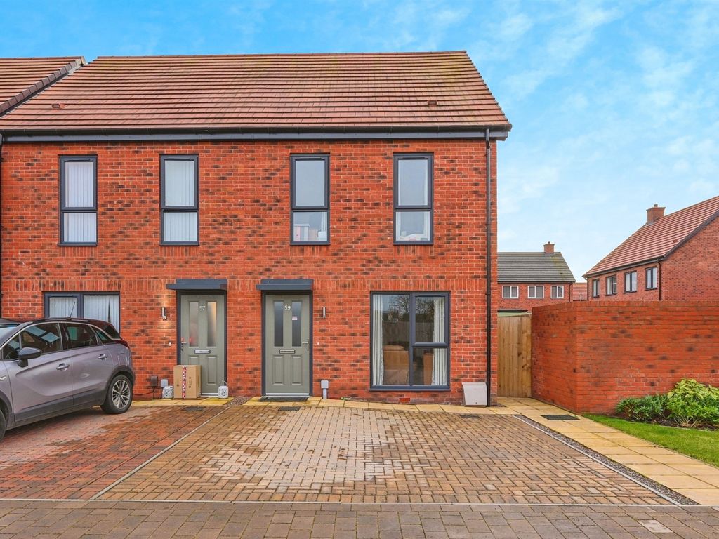 3 bed semidetached house for sale in Baker Drive, Fradley, Lichfield WS13, £185,500 Zoopla