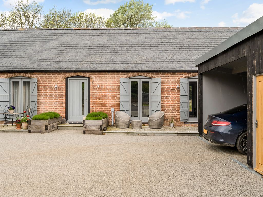 2 Bed Detached House For Sale In Stratford Road Charlcote CV35 2-bed-detached-house-for-sale-in-stratford-road-charlcote-cv35