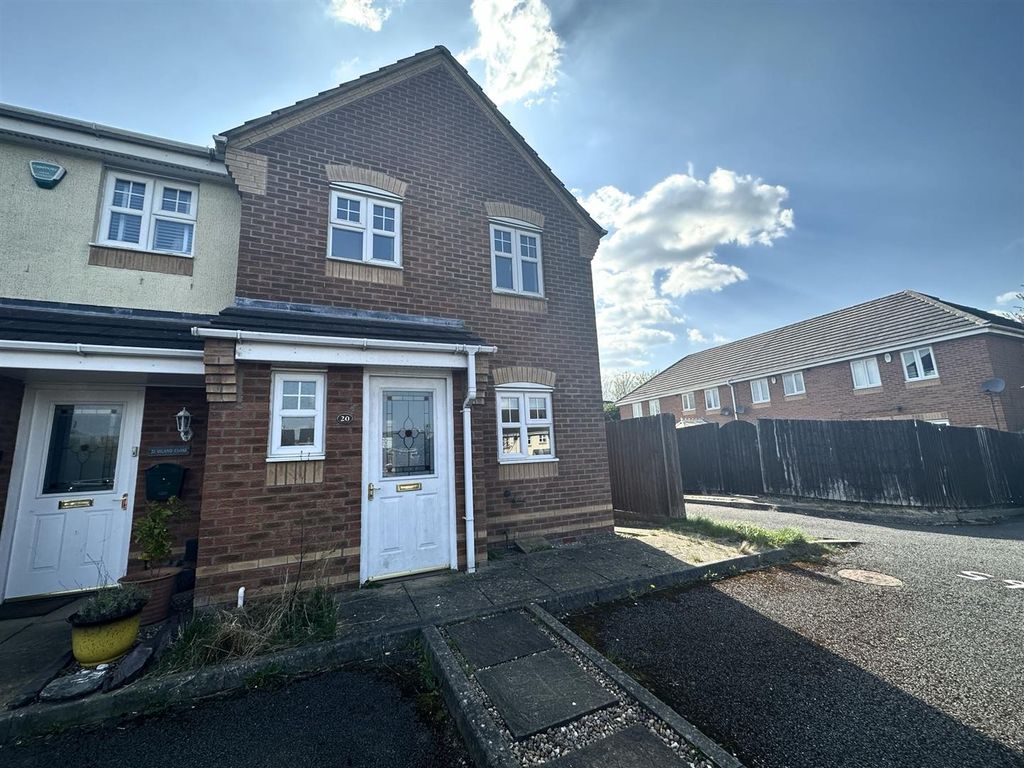 3 bed terraced house for sale in Island Close, Albert Village