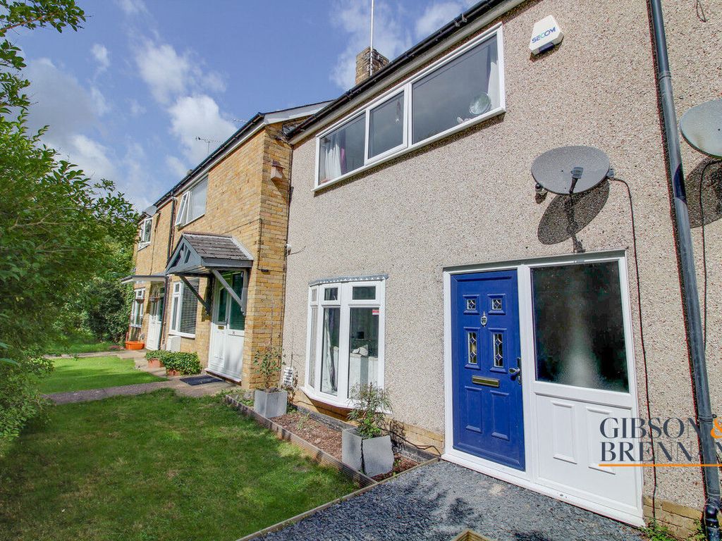 2 bed terraced house for sale in Mistley Side, Basildon SS16, £280,000